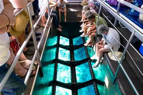 Wycieczka Szklanym Dnem w Hurghadzie – podwodna przygoda dla całej rodziny